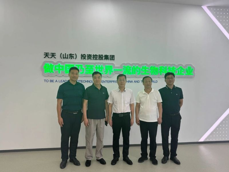 校（院）党委副书记刘玉走访潍坊校友企业